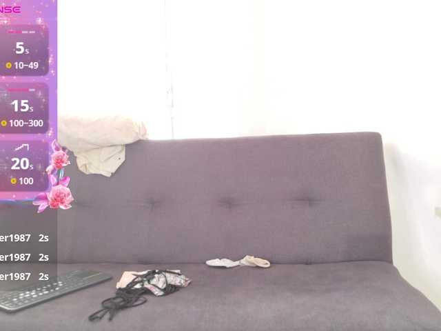 RiriBlonde live cam on BongaCams