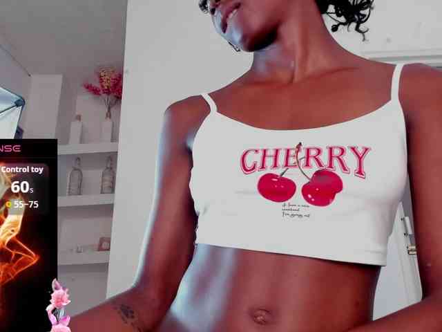 Ririblonde webcam
