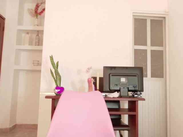 Ririblonde webcam