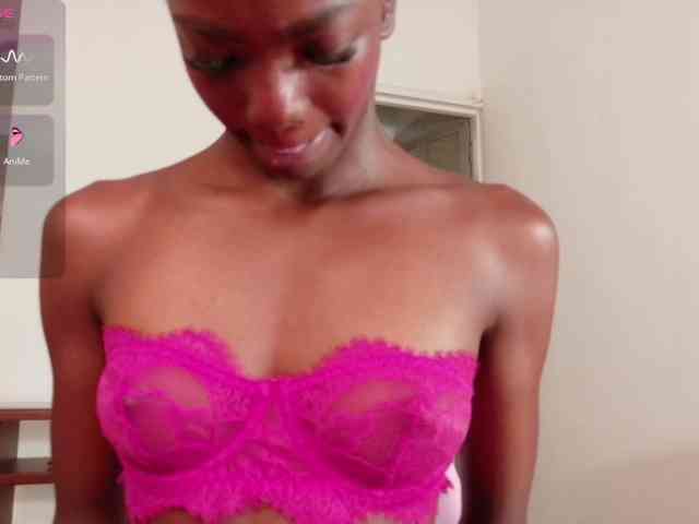 Ririblonde webcam