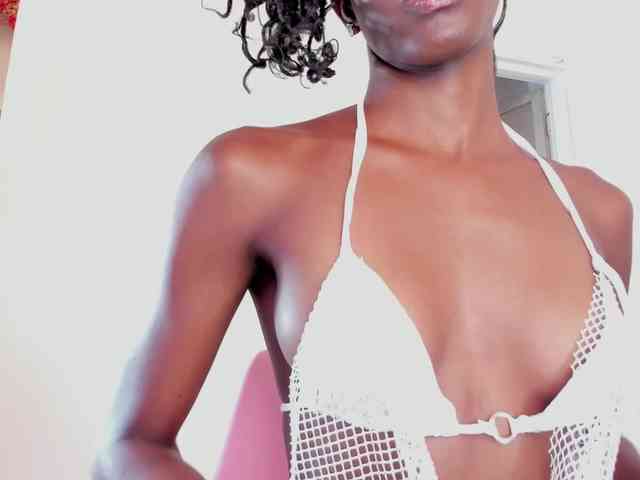 Ririblonde webcam