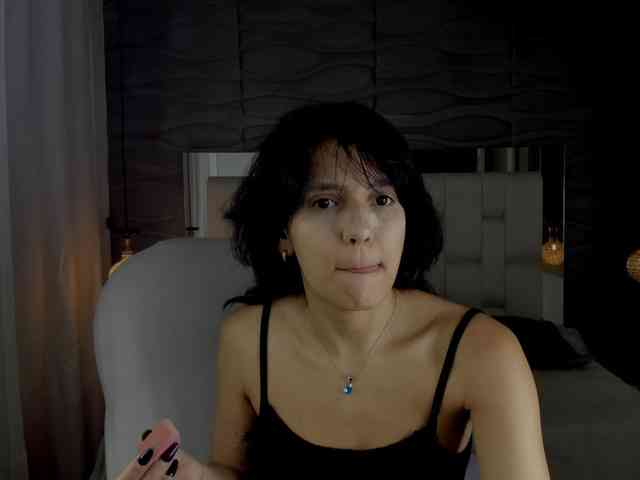 Sweetpoison23 webcam