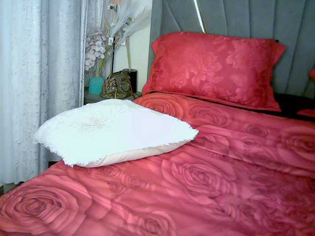 Leilasandy live cam on BongaCams