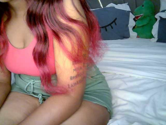 Leilasandy live cam on BongaCams
