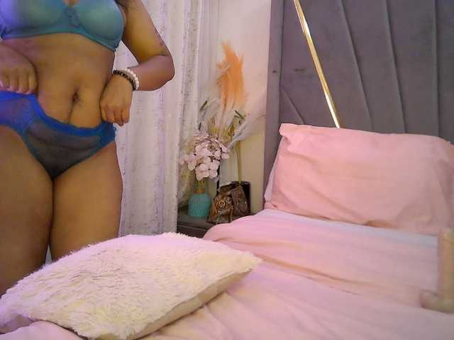 Leilasandy live cam on BongaCams