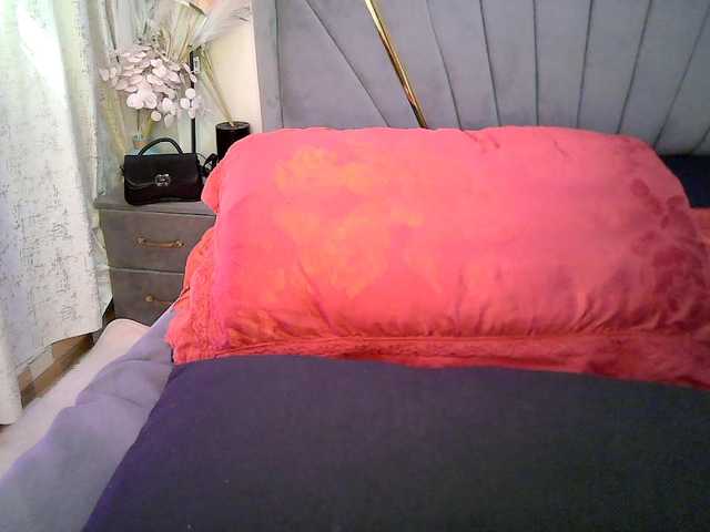 Leilasandy live cam on BongaCams