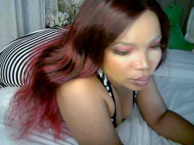 Leilasandy live cam on UnifiedCams