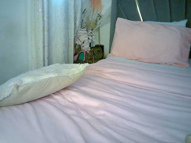 Leilasandy live cam on BongaCams
