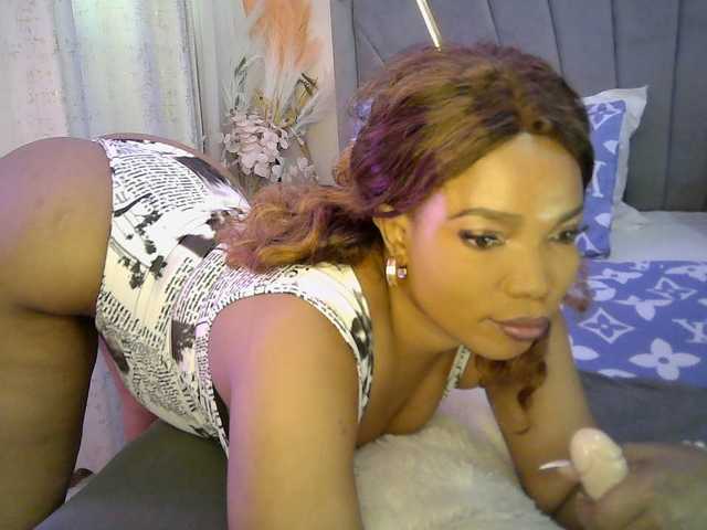 Leilasandy live cam on BongaCams