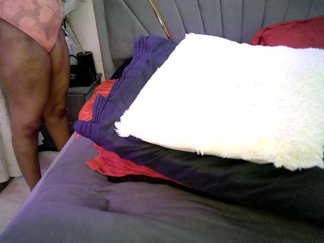 Leilasandy live cam on BongaCams