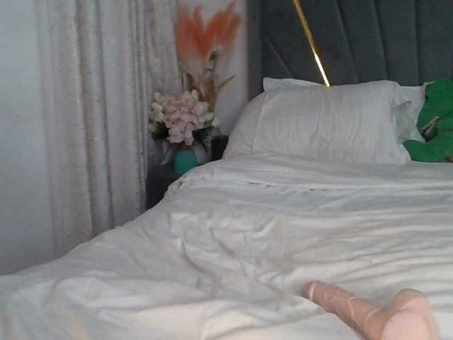 Leilasandy live cam on BongaCams