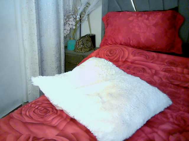 Leilasandy live cam on BongaCams