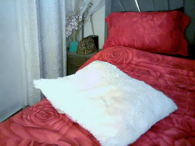 Leilasandy live cam on BongaCams