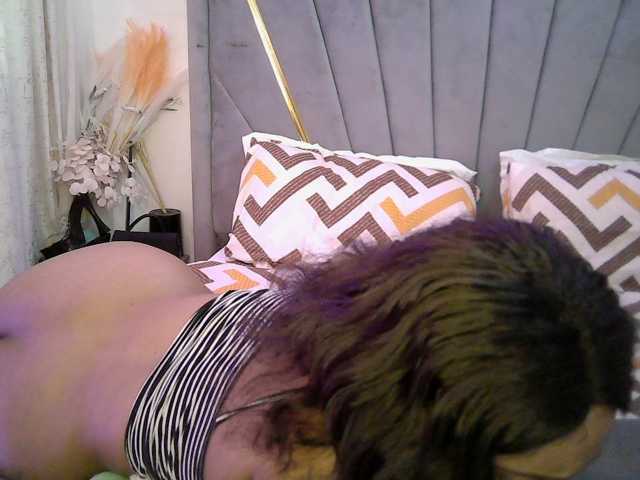 Leilasandy live cam preview