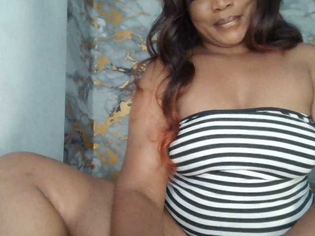 Leilasandy live cam on BongaCams