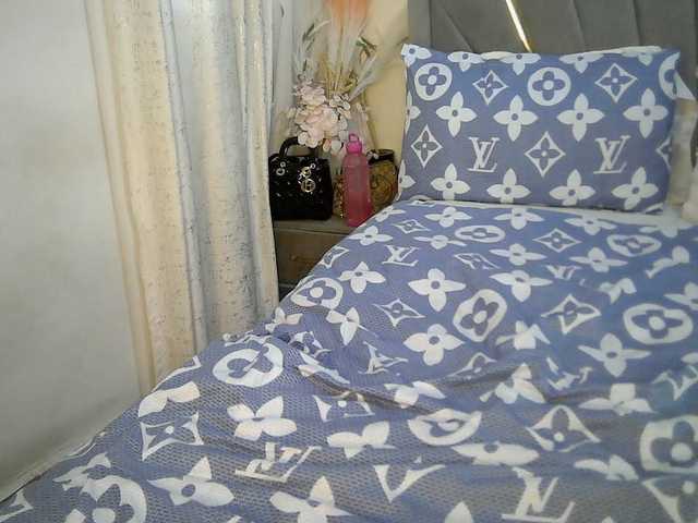 Leilasandy live cam on BongaCams