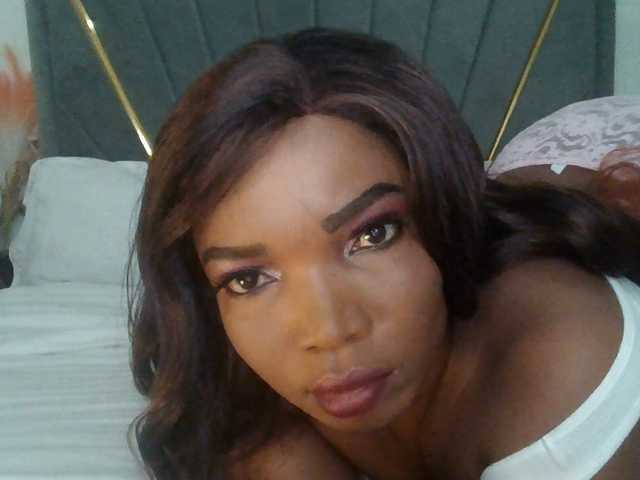 Leilasandy live cam on BongaCams
