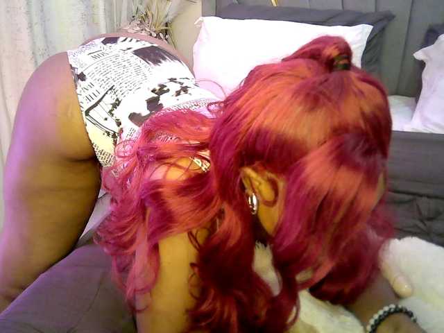Leilasandy live cam on BongaCams