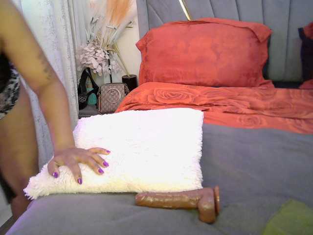 Leilasandy live cam preview