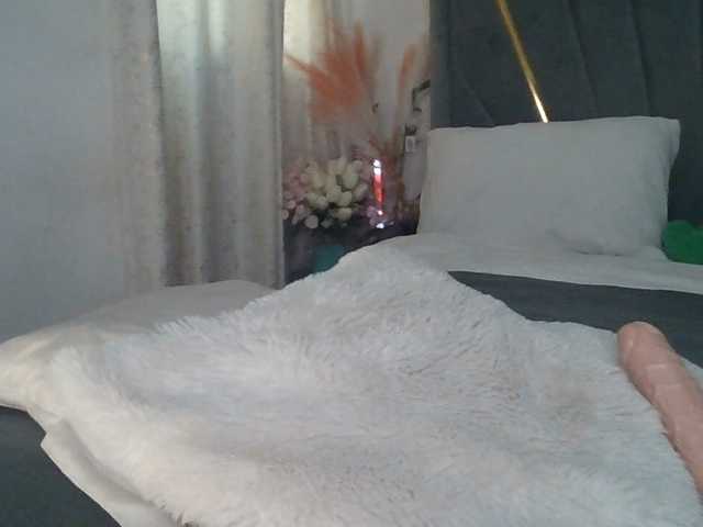 Leilasandy live cam on BongaCams