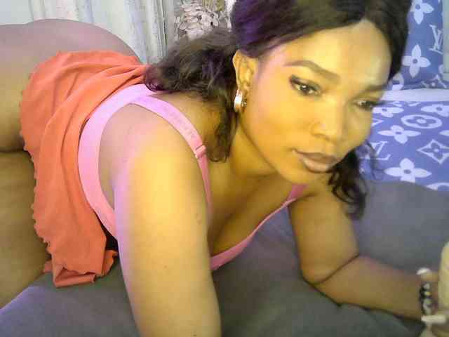 Model: Leilasandy