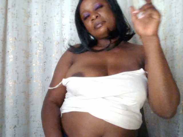 Marykandy live cam on BongaCams
