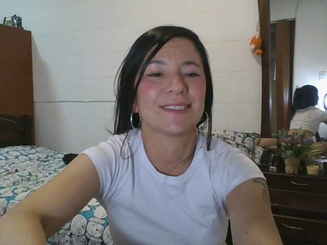 EvanieMoon live cam on BongaCams
