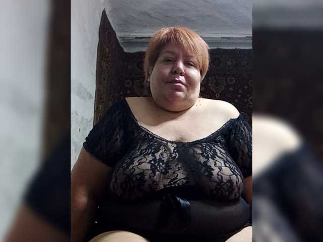 Iyolik1979 live cam on BongaCams