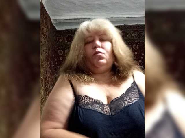 Iyolik1979 live webcam show