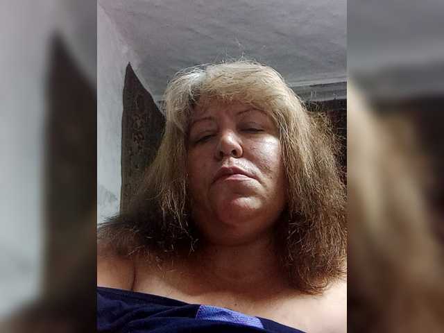 Iyolik1979 live webcam show