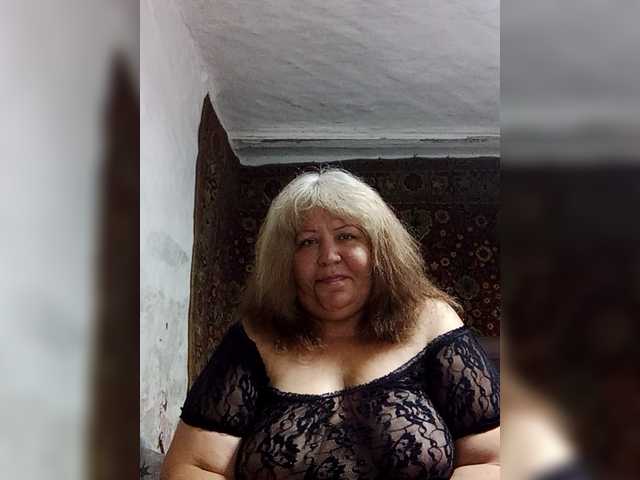 Iyolik1979 live webcam show