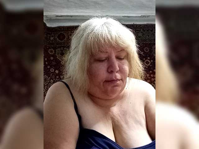 Iyolik1979 live cam on BongaCams