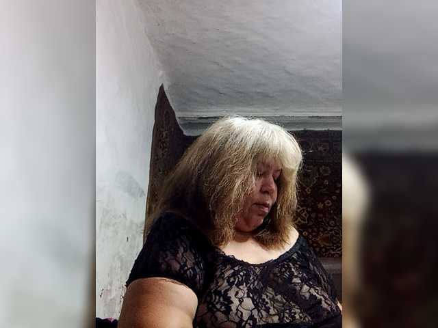 Iyolik1979 live cam on BongaCams