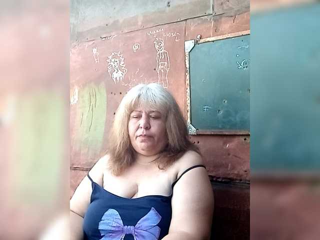 Iyolik1979 live cam on BongaCams