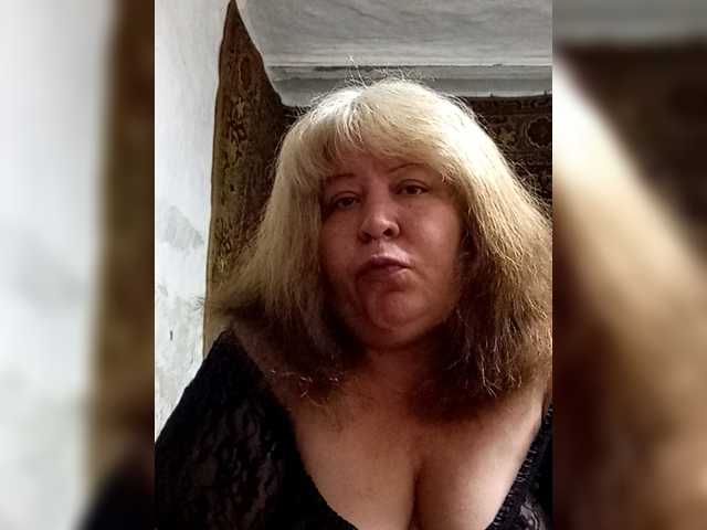 Iyolik1979 live cam on BongaCams