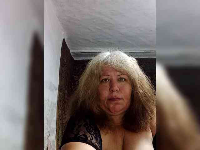Iyolik1979 webcam