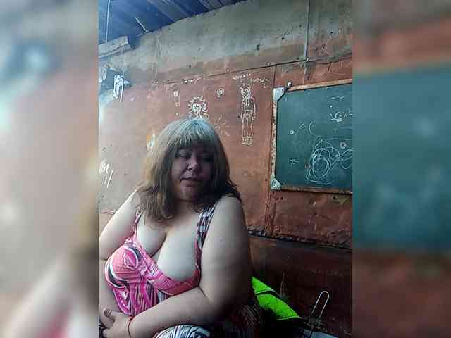Iyolik1979 webcam