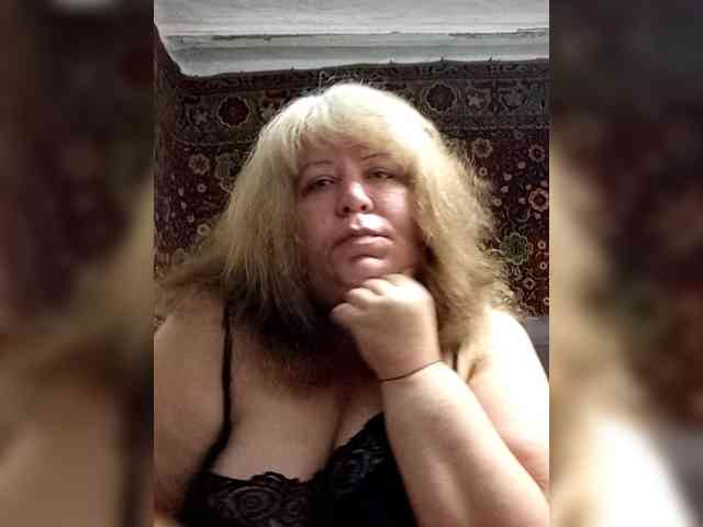 Model: Iyolik1979