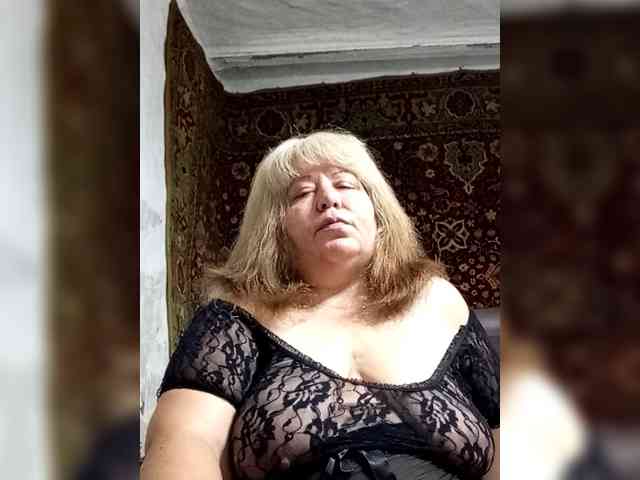 Iyolik1979 webcam