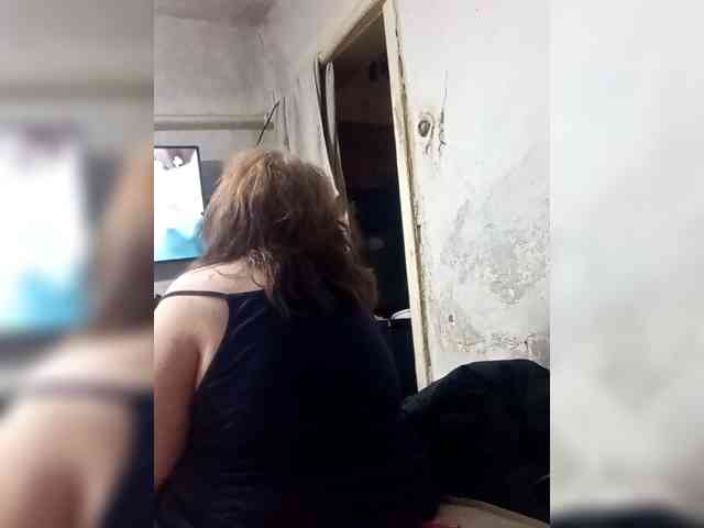 Iyolik1979 webcam