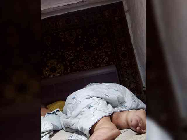 Iyolik1979 webcam