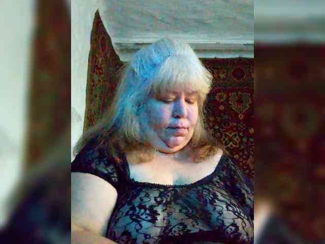 Iyolik1979 webcam
