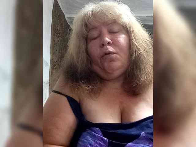 Iyolik1979 webcam