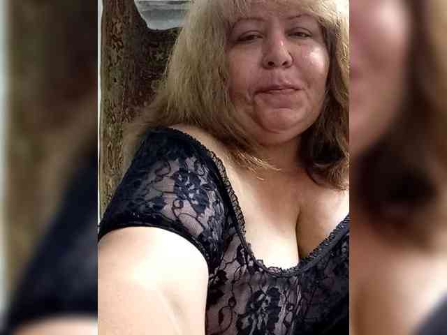 Iyolik1979 webcam