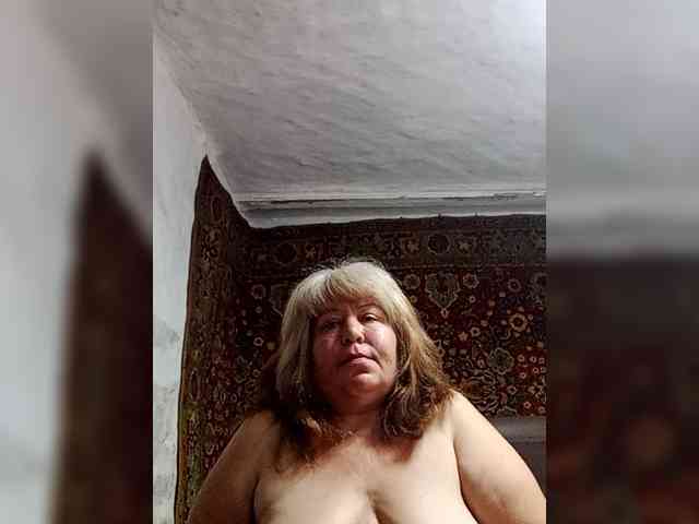 Iyolik1979 webcam