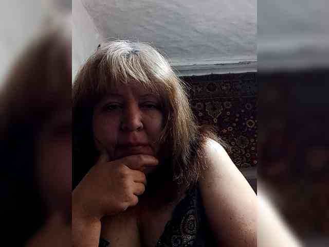 Iyolik1979 webcam