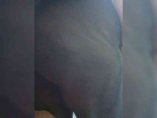Iyolik1979 webcam