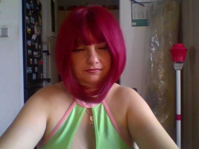 MeganLovely live cam on BongaCams