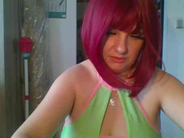 MeganLovely webcam