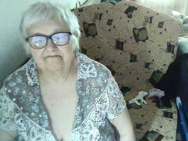 Galina73 live cam on BongaCams